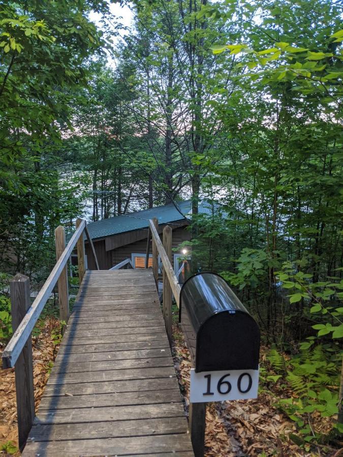 Panoramic Water Views , Cozy House In Henniker ,Nh Villa Buitenkant foto