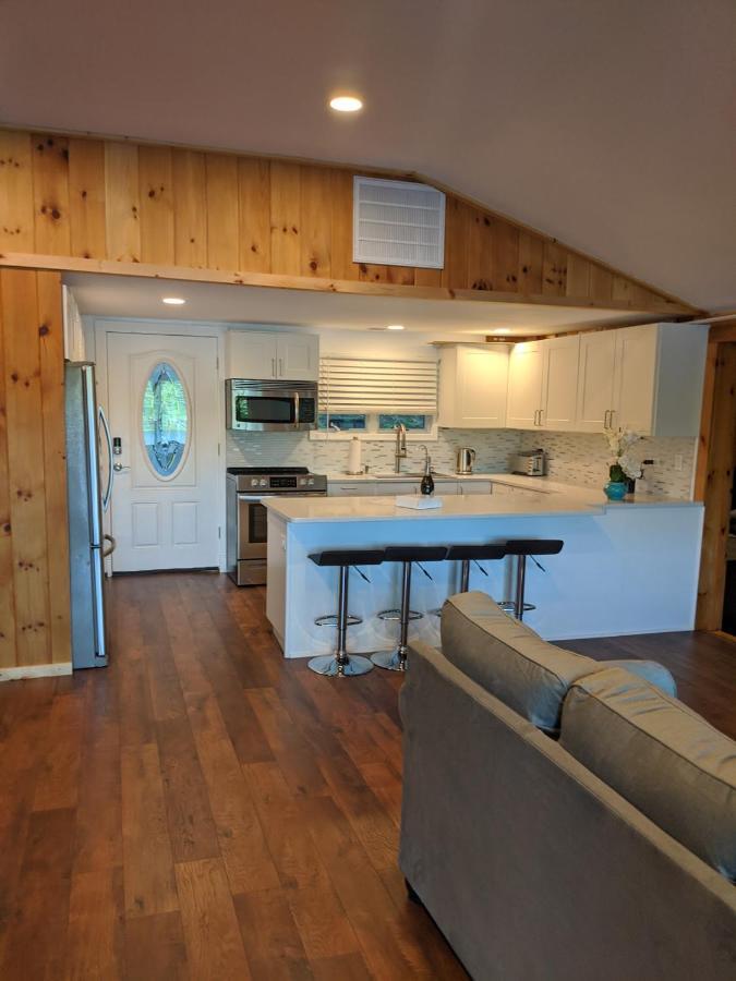 Panoramic Water Views , Cozy House In Henniker ,Nh Villa Buitenkant foto